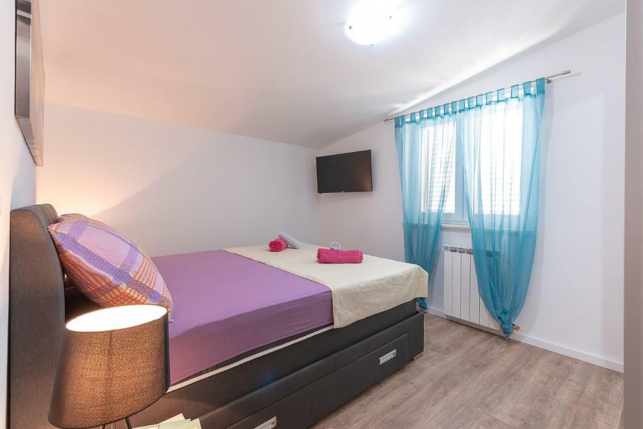 Dijana Apartment *