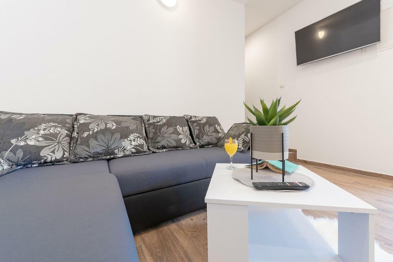 Dijana Apartment Zadar