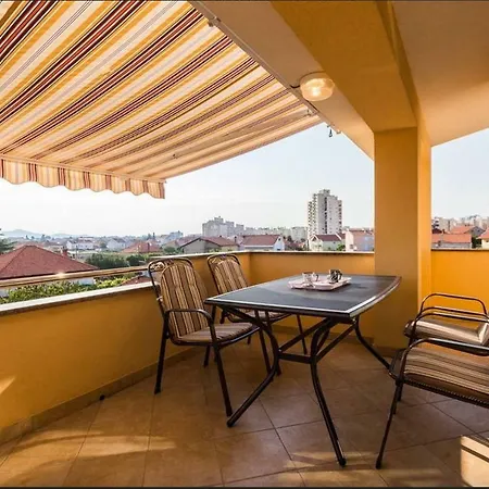 Apartments Dijana Zadar Exterior photo
