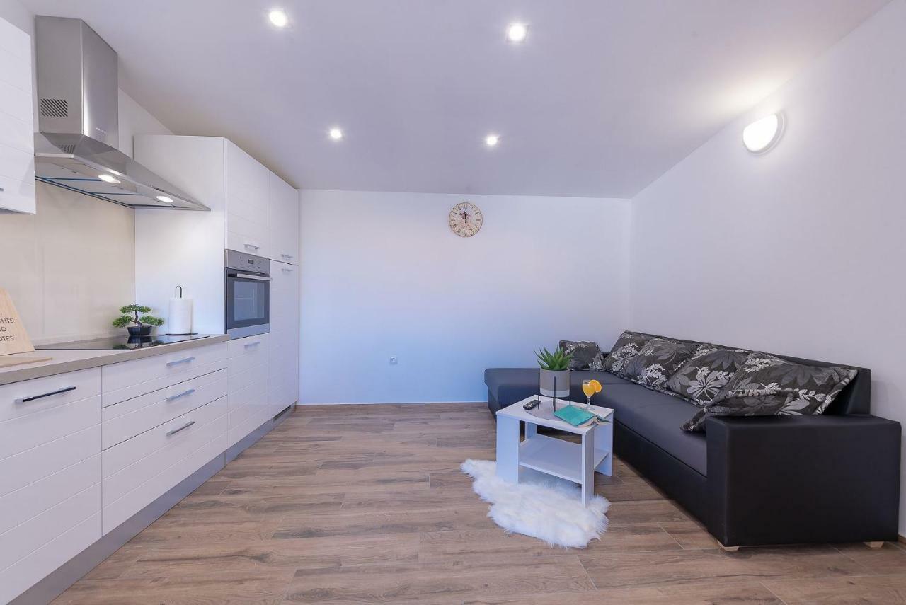 Dijana Apartament Zadar
